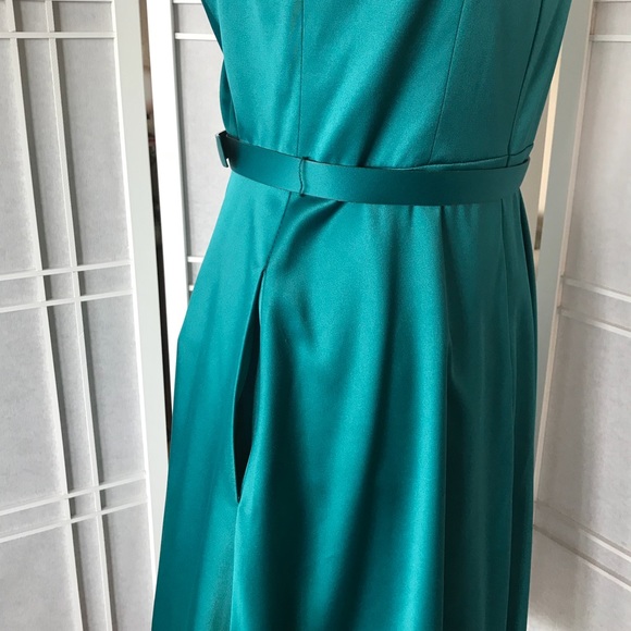 👗Gorgeous Emerald Ellen Tracy Tulip Skirt Dress👗 - Picture 4 of 8